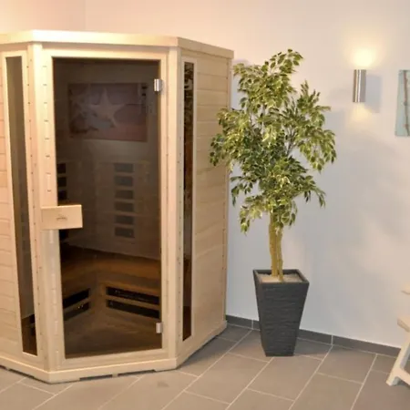 Schöne 3-zi-wohnung Mit In-door-pool, Gym Und Spielraum Und Frisch Renoviertem Bad An Der Promenade Direkt Am Scharbeutzer Scharbeutz