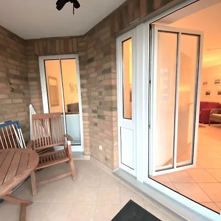 Schöne 3-zi-wohnung Mit In-door-pool, Gym Und Spielraum Und Frisch Renoviertem Bad An Der Promenade Direkt Am Scharbeutzer Apartment *
