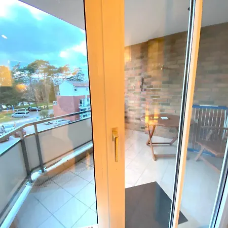 Apartment Schöne 3-zi-wohnung Mit In-door-pool, Gym Und Spielraum Und Frisch Renoviertem Bad An Der Promenade Direkt Am Scharbeutzer