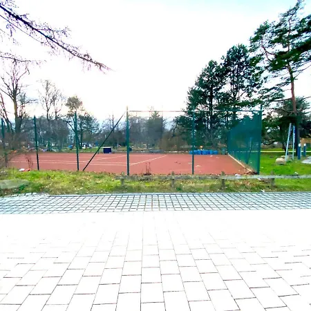 Schöne 3-zi-wohnung Mit In-door-pool, Gym Und Spielraum Und Frisch Renoviertem Bad An Der Promenade Direkt Am Scharbeutzer