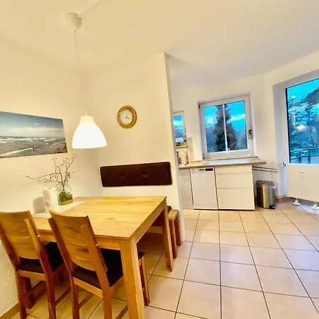 Apartment Schöne 3-zi-wohnung Mit In-door-pool, Gym Und Spielraum Und Frisch Renoviertem Bad An Der Promenade Direkt Am Scharbeutzer *