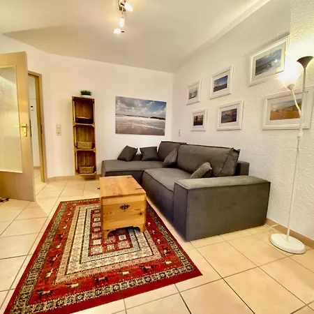 Schöne 3-zi-wohnung Mit In-door-pool, Gym Und Spielraum Und Frisch Renoviertem Bad An Der Promenade Direkt Am Scharbeutzer * Scharbeutz