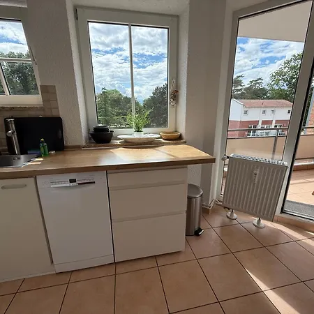 Schöne 3-zi-wohnung Mit In-door-pool, Gym Und Spielraum Und Frisch Renoviertem Bad An Der Promenade Direkt Am Scharbeutzer Scharbeutz