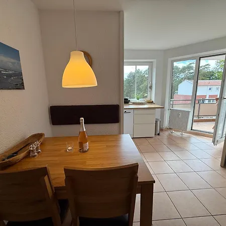 Apartment Schöne 3-zi-wohnung Mit In-door-pool, Gym Und Spielraum Und Frisch Renoviertem Bad An Der Promenade Direkt Am Scharbeutzer *