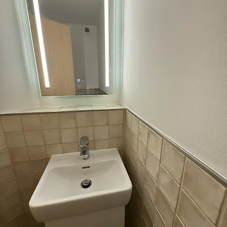 Apartment Schöne 3-zi-wohnung Mit In-door-pool, Gym Und Spielraum Und Frisch Renoviertem Bad An Der Promenade Direkt Am Scharbeutzer Scharbeutz