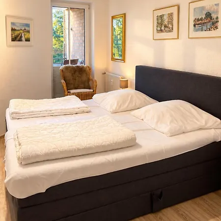 Apartment Ostsee-Familienapartment In Scharbeutz Mit Pool & Spielzimmer Scharbeutz