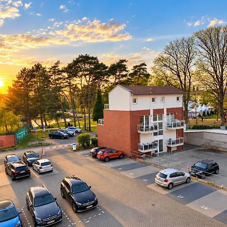 Lejlighed Ostsee-familienapartment In Mit Pool & Spielzimmer *