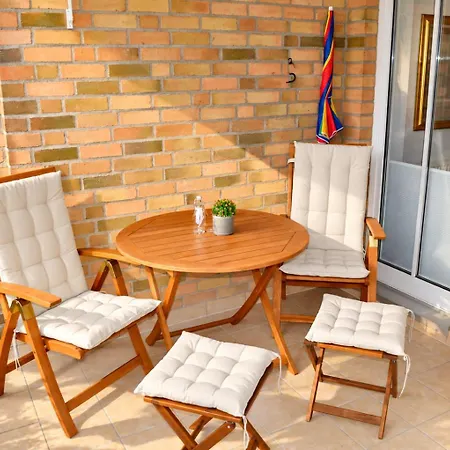 Ostsee-Familienapartment In Scharbeutz Mit Pool & Spielzimmer * Scharbeutz