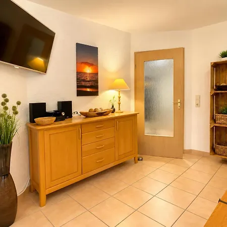 Apartment Ostsee-Familienapartment In Scharbeutz Mit Pool & Spielzimmer Scharbeutz
